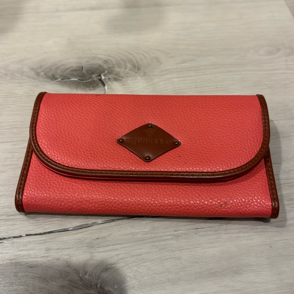 St John’s Bay long Wallet with few outside Spots.